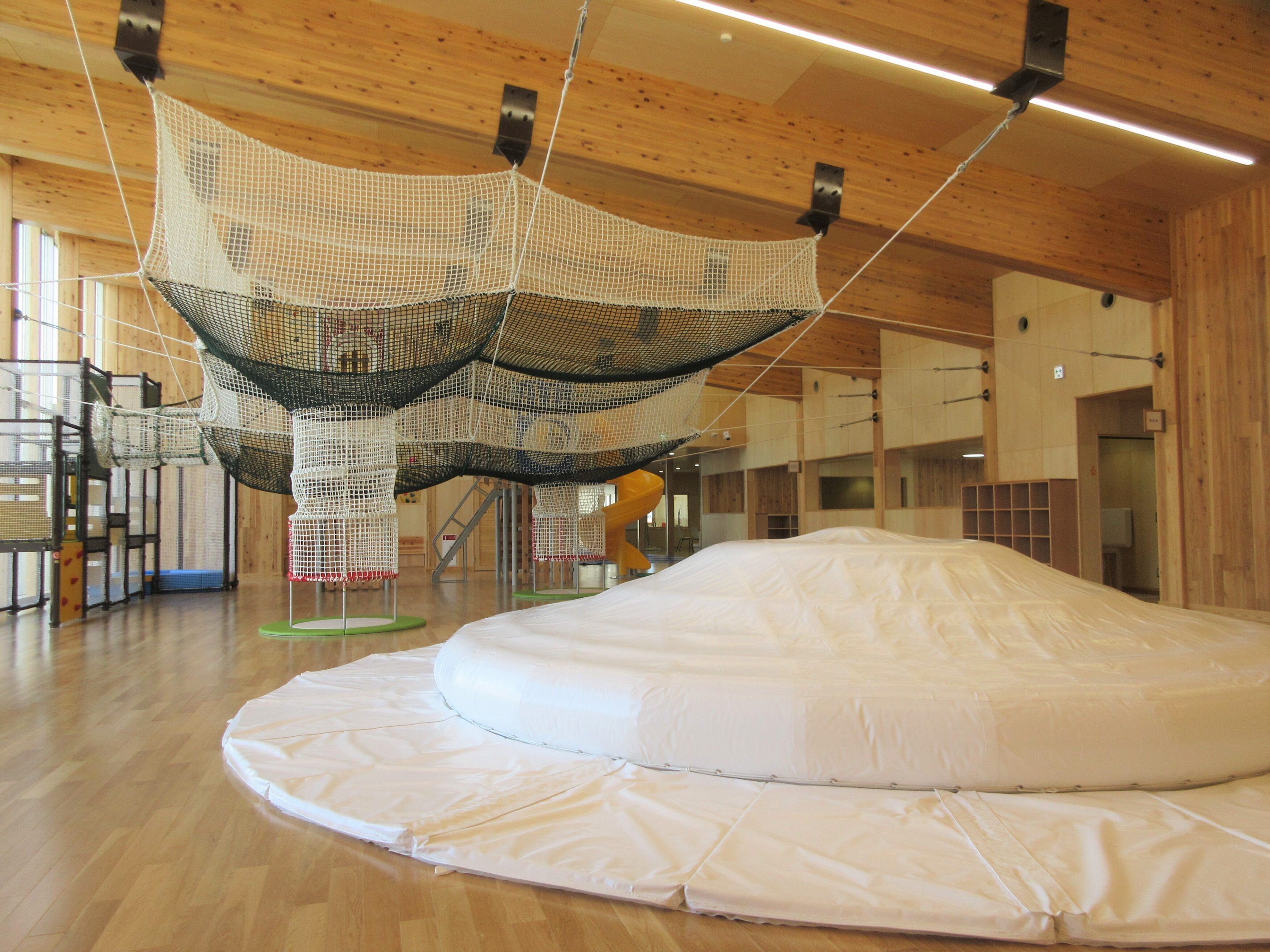 わんぱくひろば